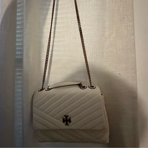 Tory Burch Convertible Chevron Shoulder Bag 🤍 - Picture 7 of 7